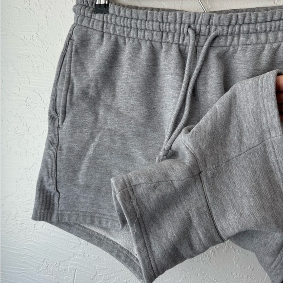 Tna Cozy AF Fleece Shorts - Picture 2 of 4